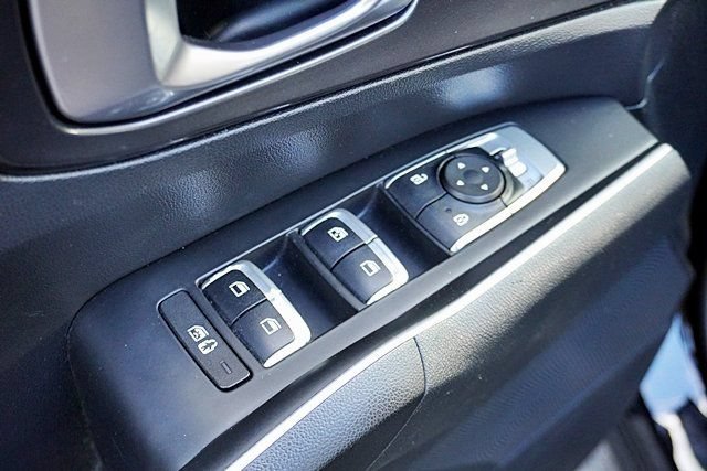 Used 2021 Kia Sorento S FWD image 36