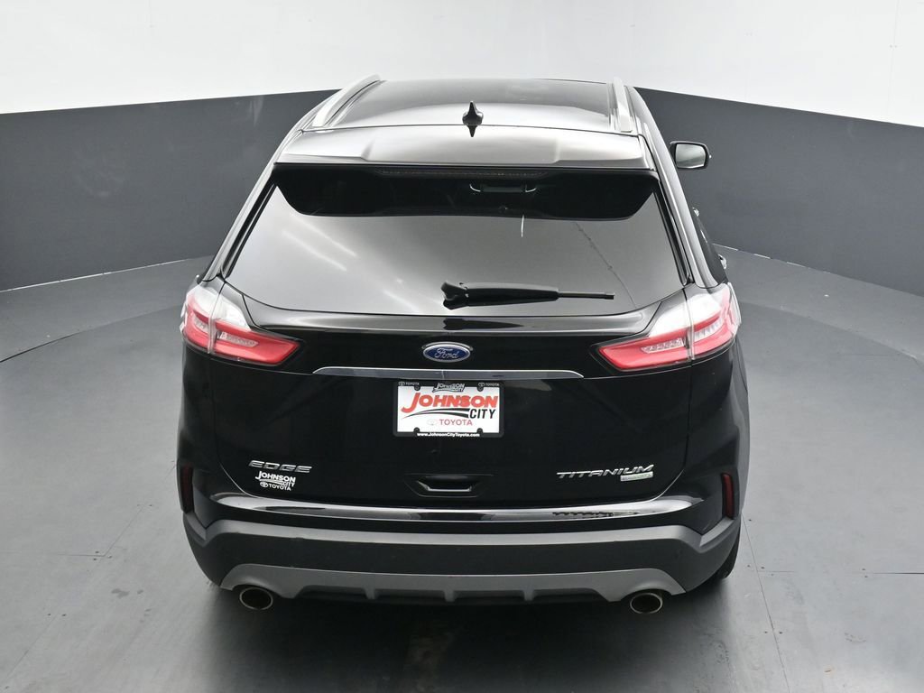 Used 2019 Ford Edge Titanium w/ Cargo Accessory Package image 34