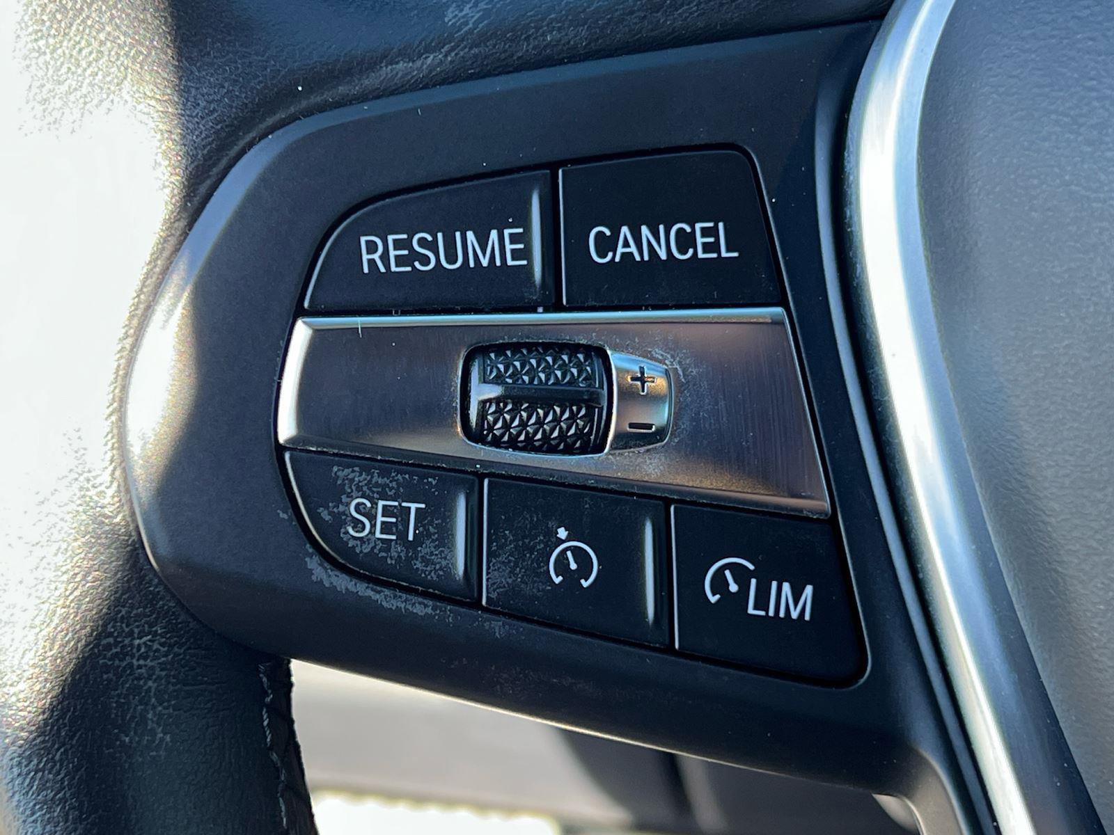 Used 2020 BMW 330i Sedan w/ Convenience Package image 24