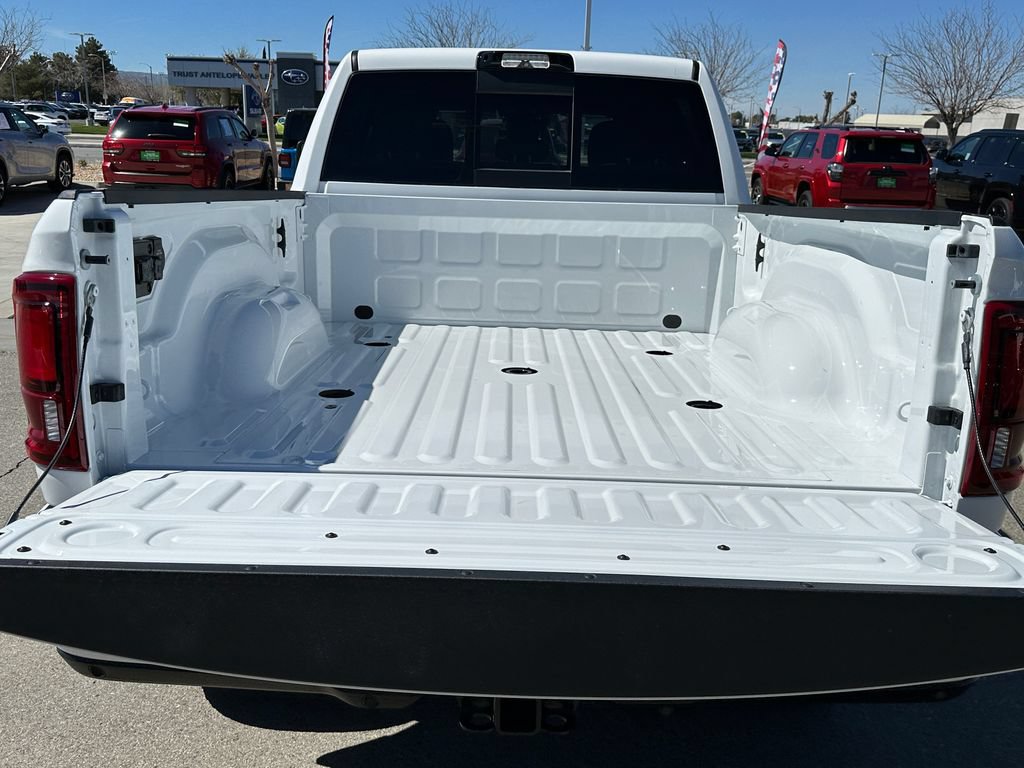 New 2026 RAM 2500 Big Horn AWD/4WD image 15