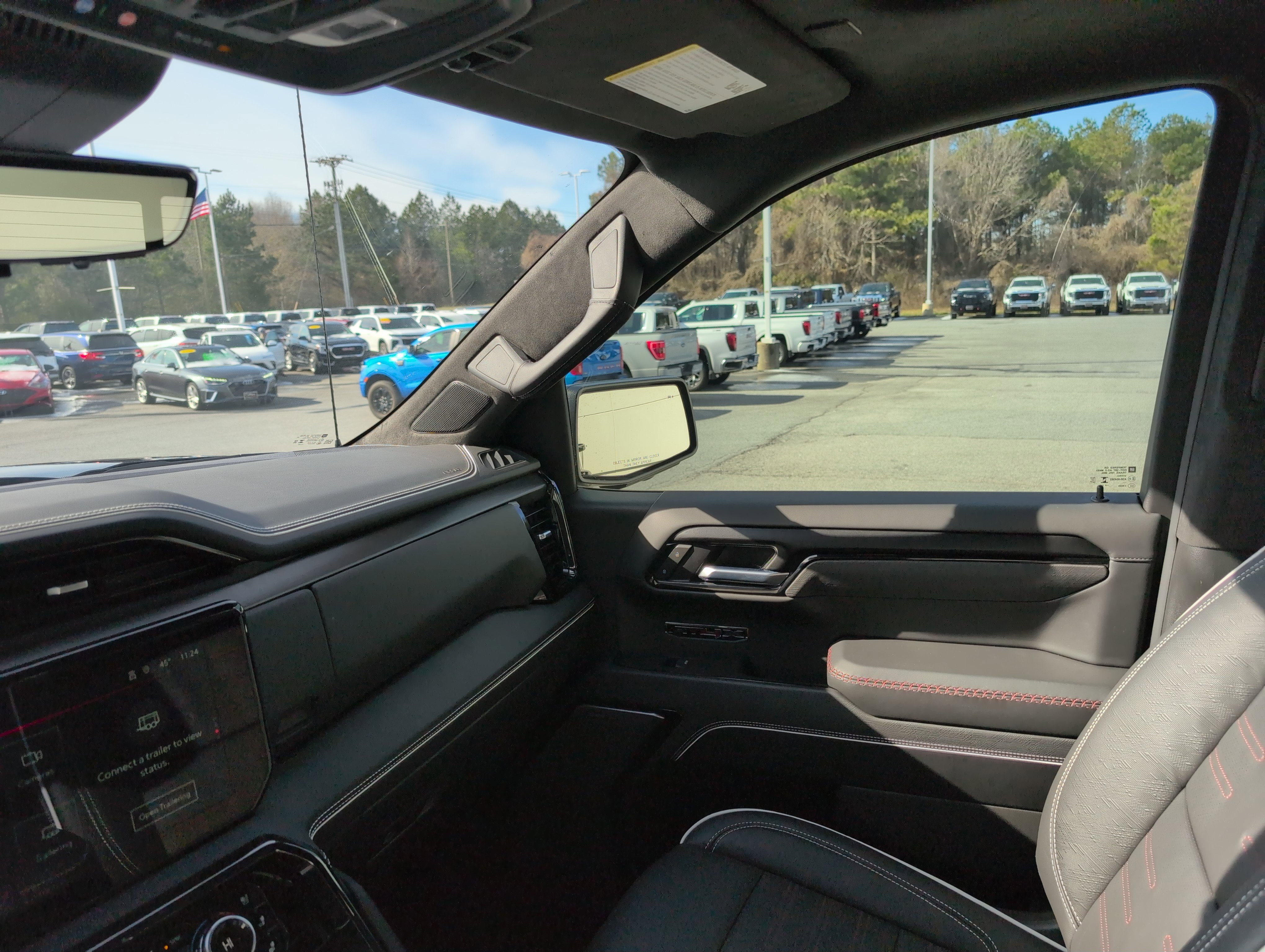 Used 2025 GMC Sierra 1500 AT4X image 27