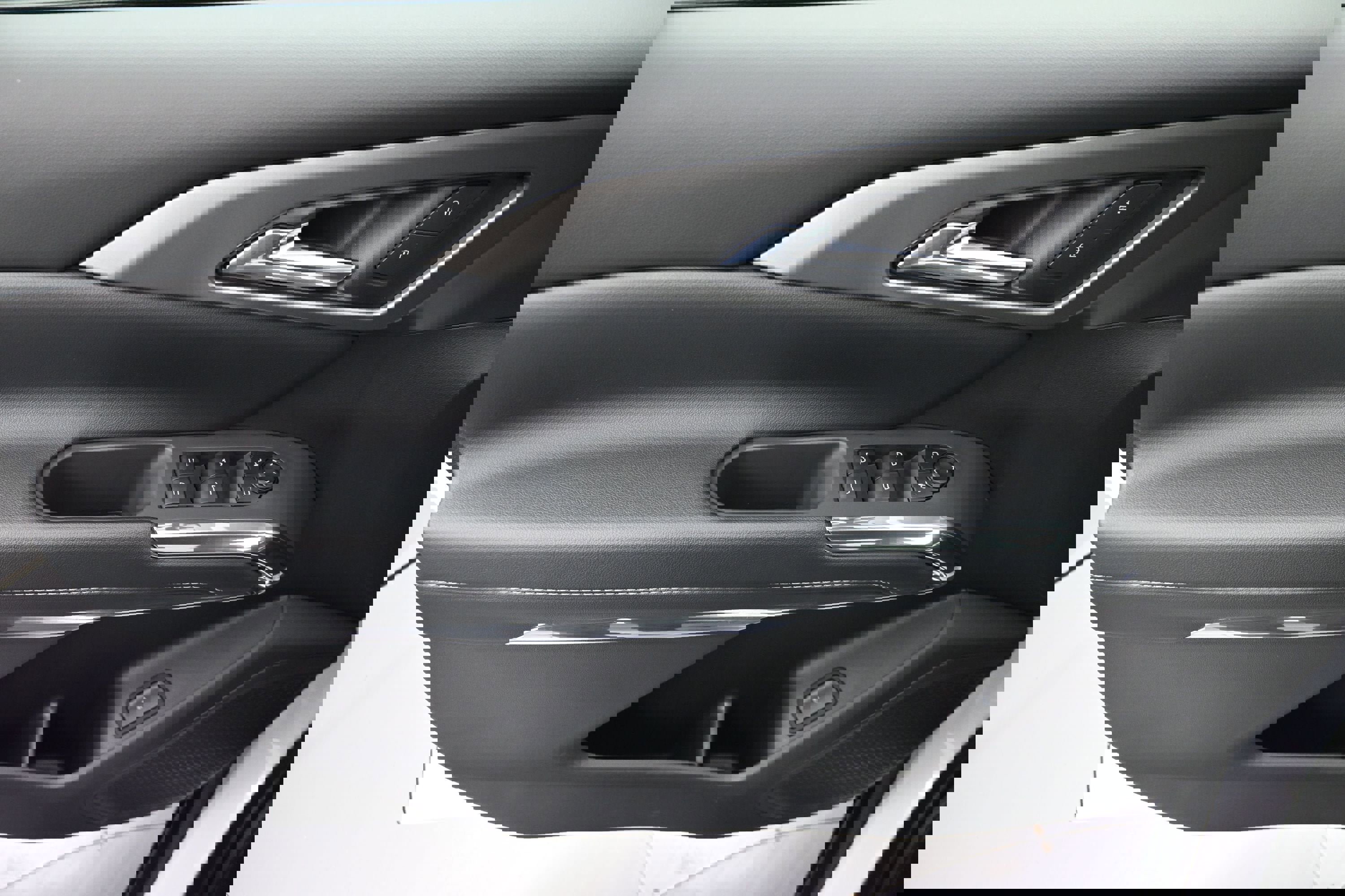 Used 2026 Chevrolet Traverse LT w/ Driver Confidence Package FWD image 22