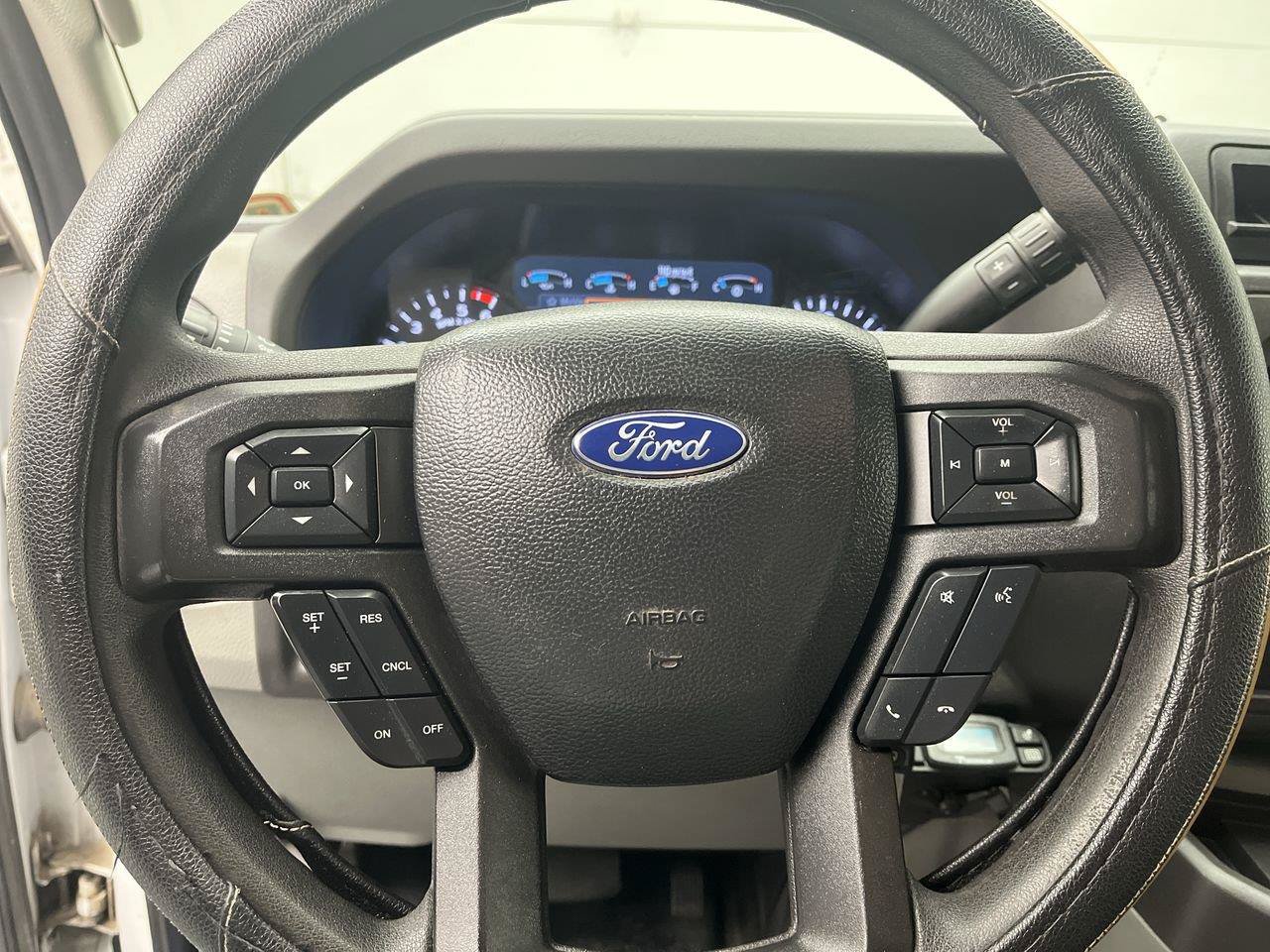 Used 2022 Ford E-350 and Econoline 350 Super Duty w/ Power Windows & Locks Group RWD image 10