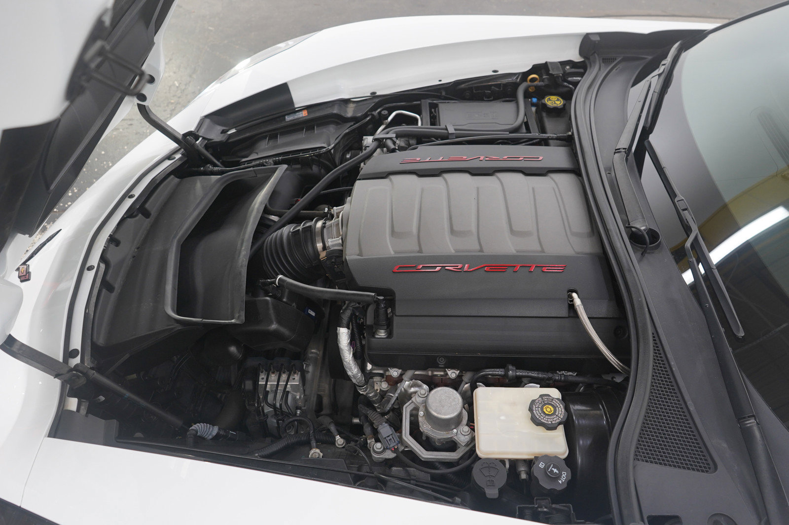 Used 2015 Chevrolet Corvette Stingray Coupe w/ 2LT Preferred Equipment Group image 26