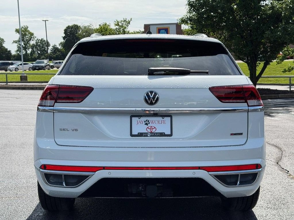Used 2022 Volkswagen Atlas Cross Sport SEL Premium R-Line AWD/4WD image 5