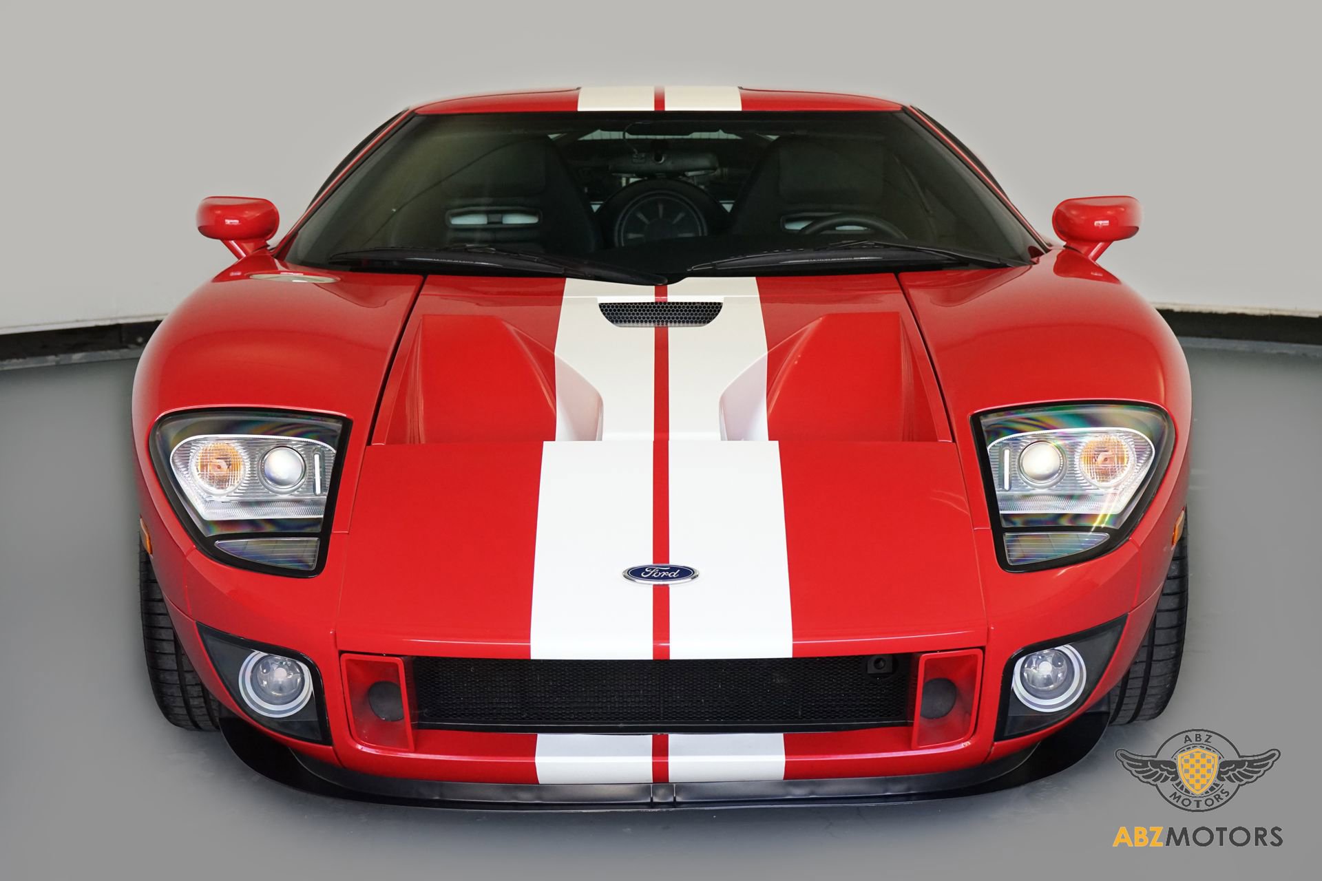 Used 2005 Ford GT image 4