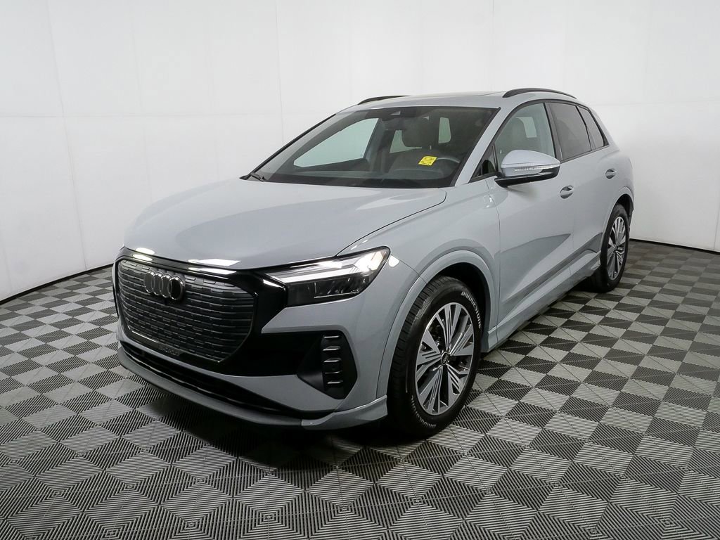 Certified 2025 Audi Q4 e-tron Premium w/ Convenience Package image 26
