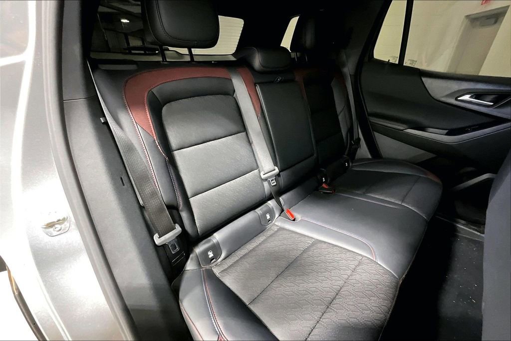 Used 2026 Chevrolet Equinox RS w/ Convenience Package III FWD image 35
