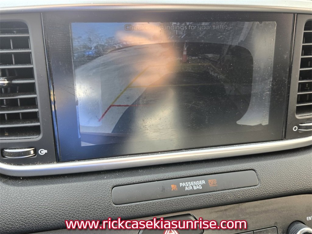 Used 2020 Kia Sportage LX image 23