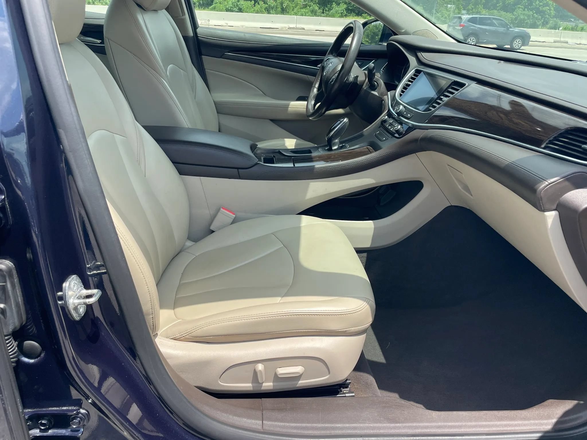 Used 2017 Buick LaCrosse Preferred FWD image 15