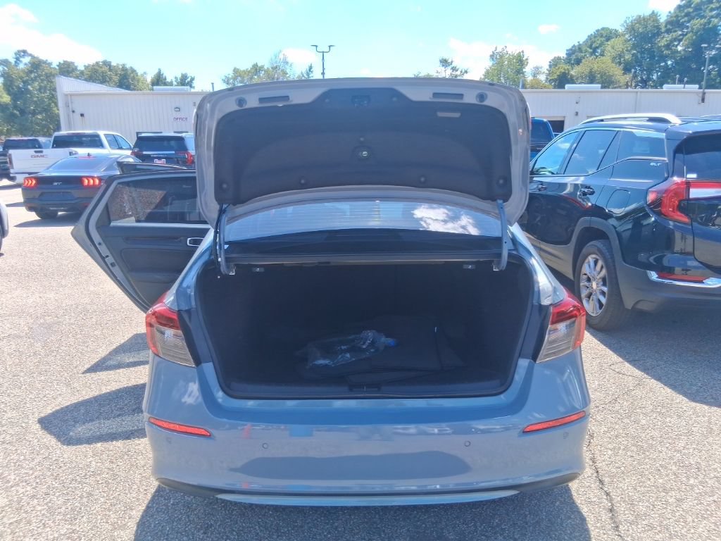 Used 2022 Honda Civic Touring image 15