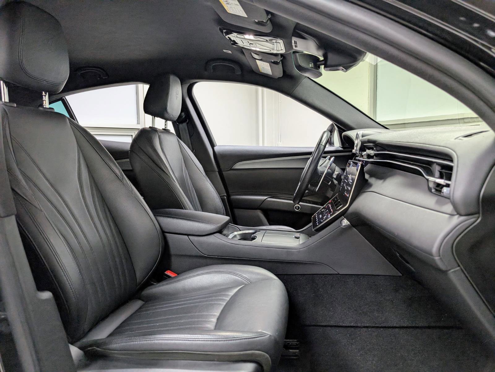 Used 2024 Maserati Grecale GT image 23