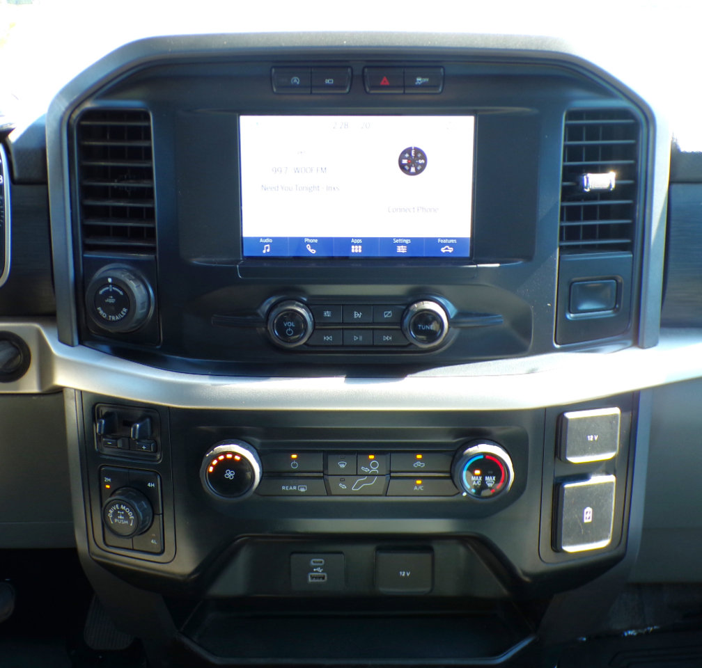 Used 2021 Ford F150 XLT w/ XTR Package image 17