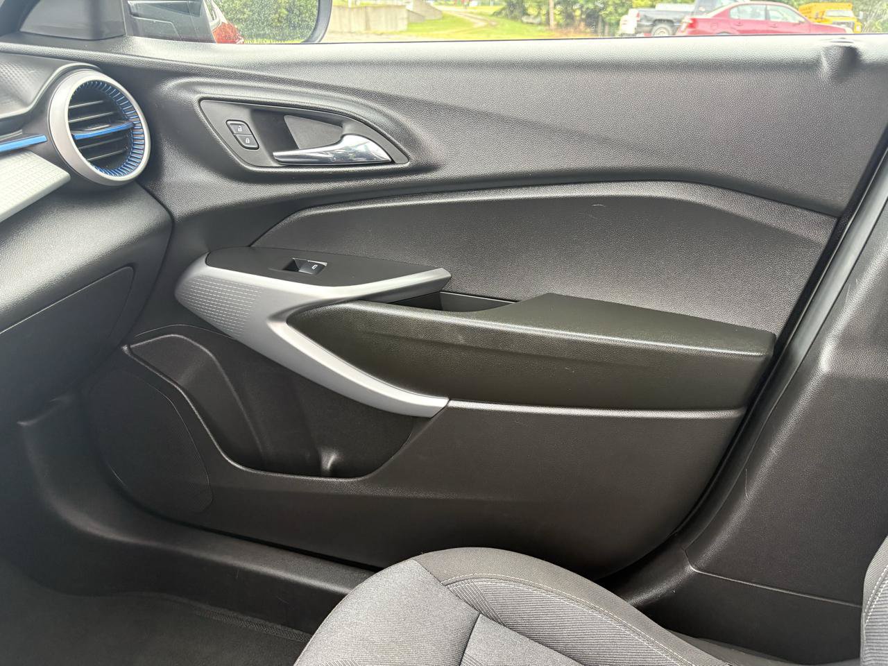 Used 2026 Chevrolet Trax LS FWD image 20