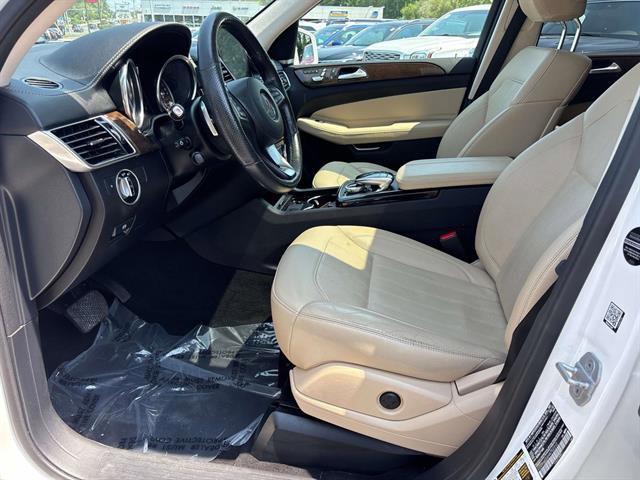 Used 2017 Mercedes-Benz GLS 450 4MATIC w/ Premium Package image 9