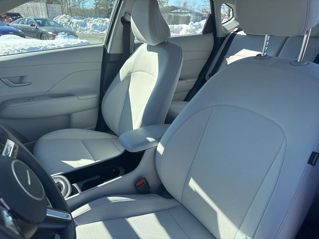 Certified 2026 Hyundai Kona SE image 32