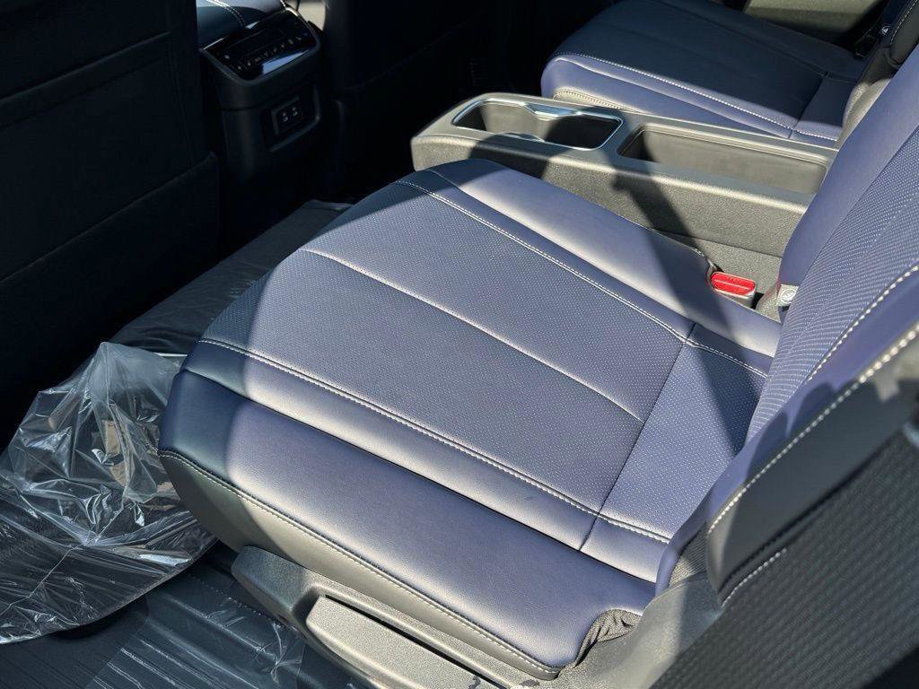 New 2026 INFINITI QX60 Sport w/ Dark Cargo Package AWD/4WD image 18