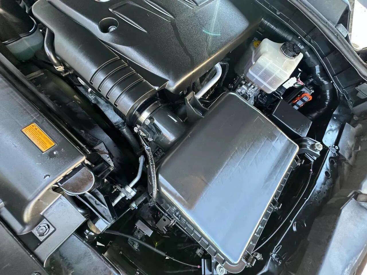 Used 2011 INFINITI QX56 4WD w/ Theater Pkg image 11