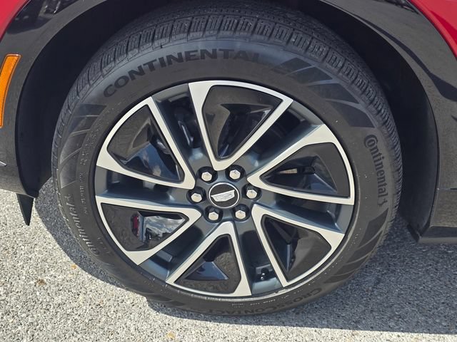 Used 2025 Cadillac Optiq Sport 1 AWD/4WD image 10