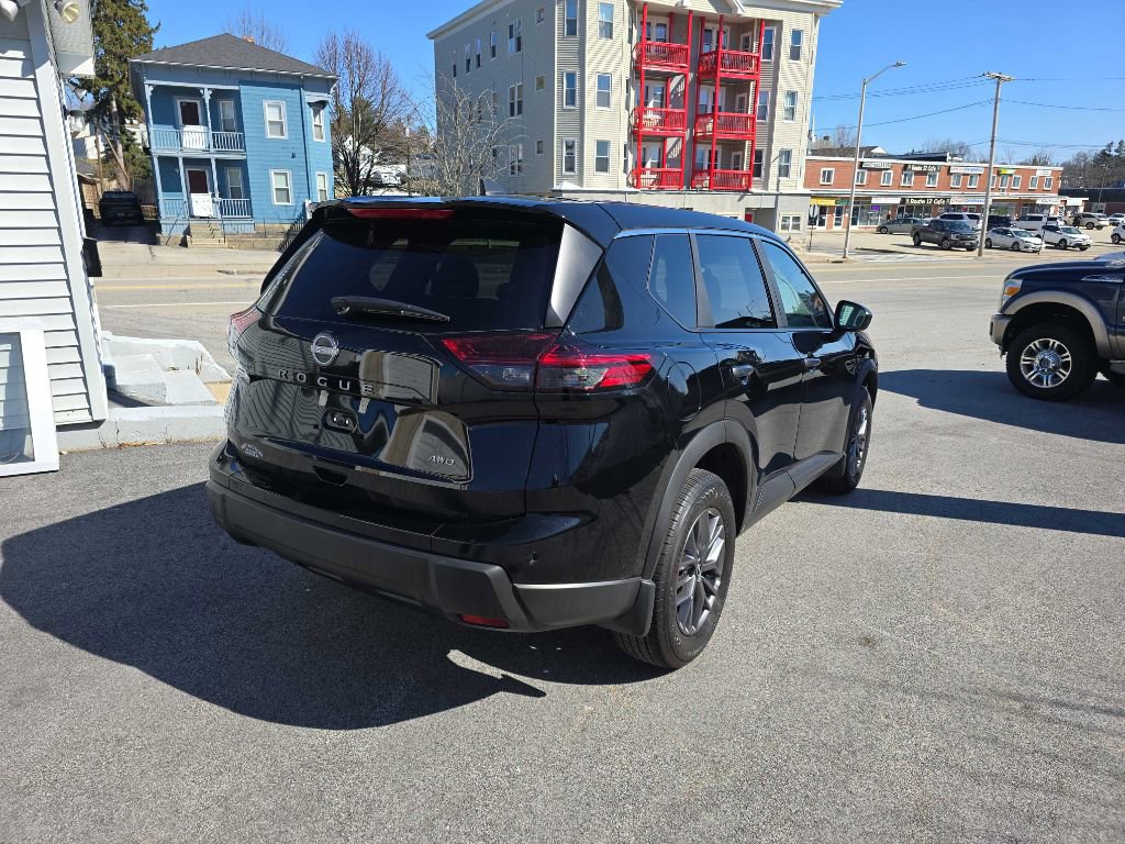 Used 2026 Nissan Rogue S image 6