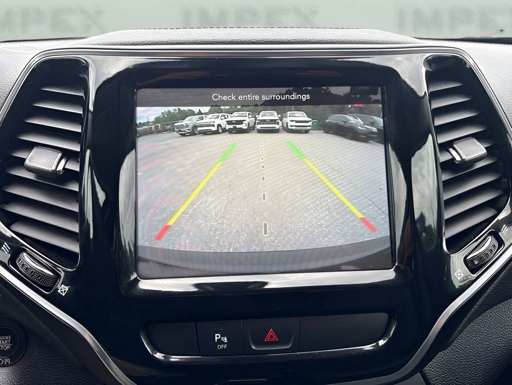 Used 2019 Jeep Cherokee Limited FWD image 20