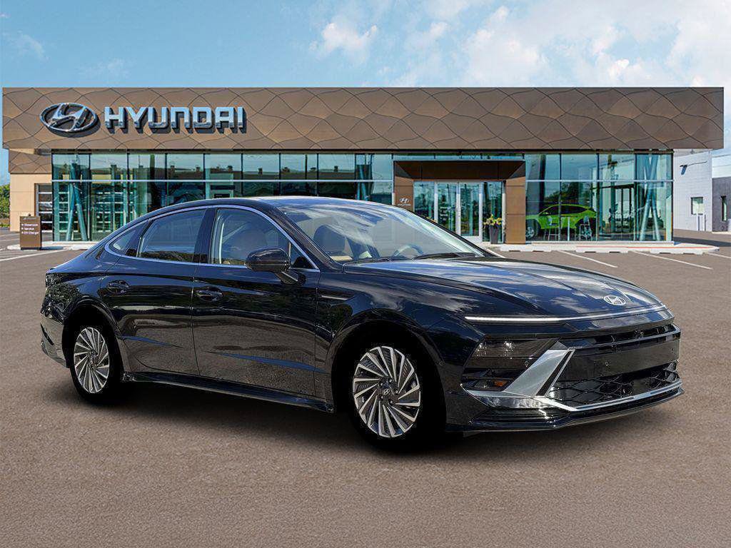 New 2026 Hyundai Sonata Limited FWD image 10