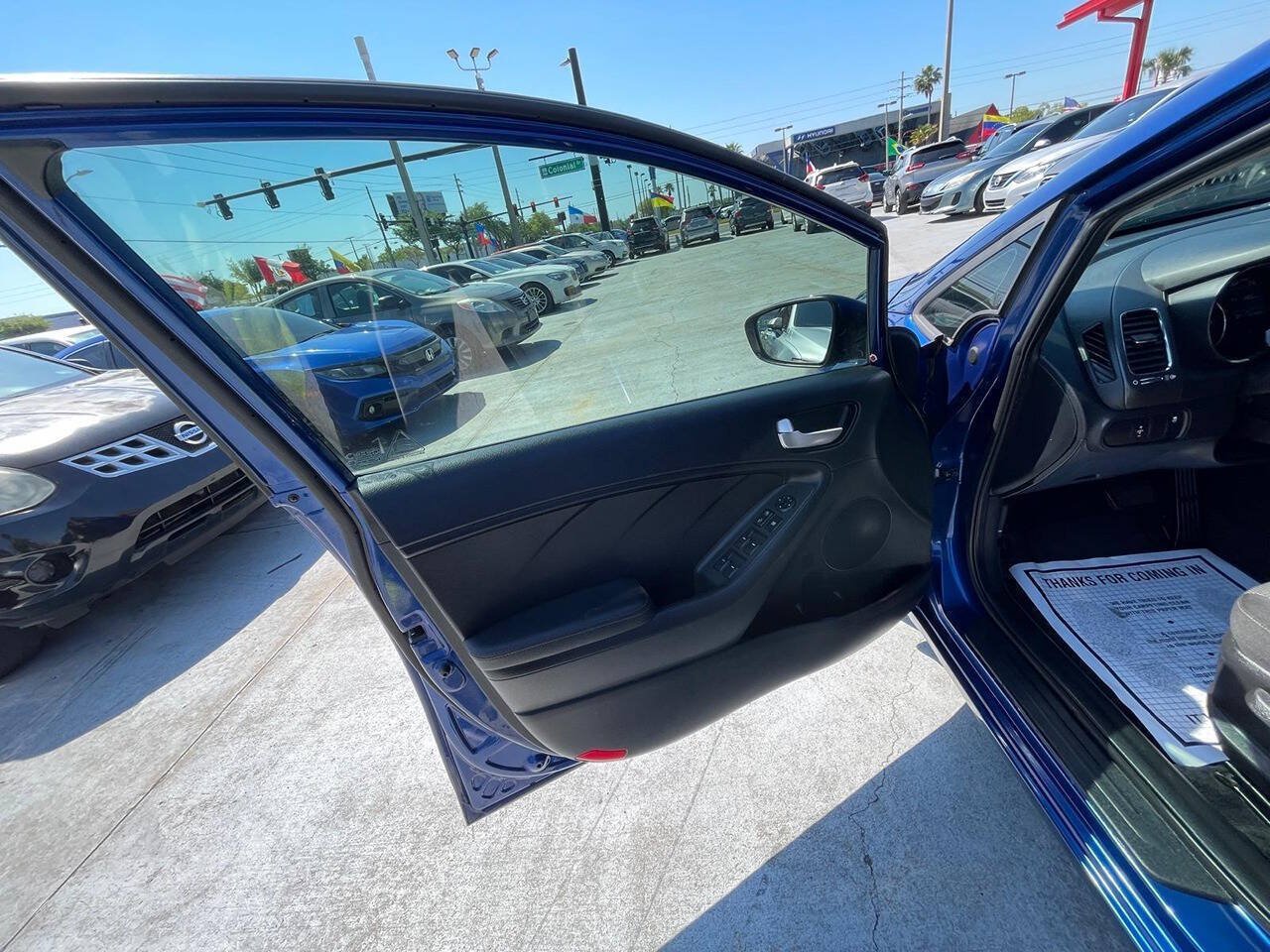 Used 2018 Kia Forte LX FWD image 3
