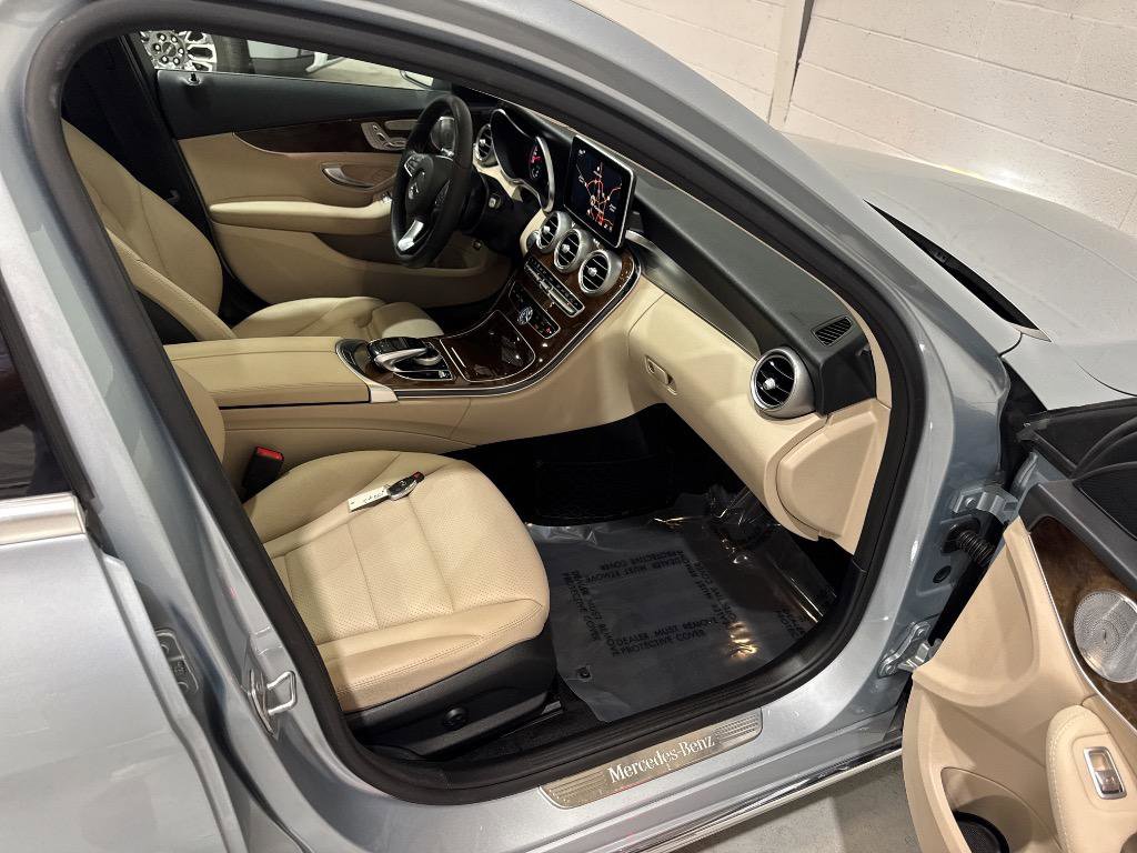 Used 2017 Mercedes-Benz C 300 Sedan image 54