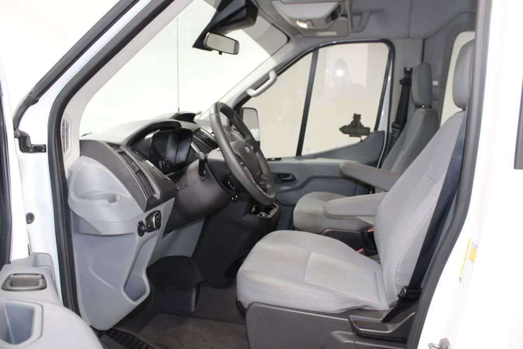 Used 2017 Ford Transit 350 XLT image 19