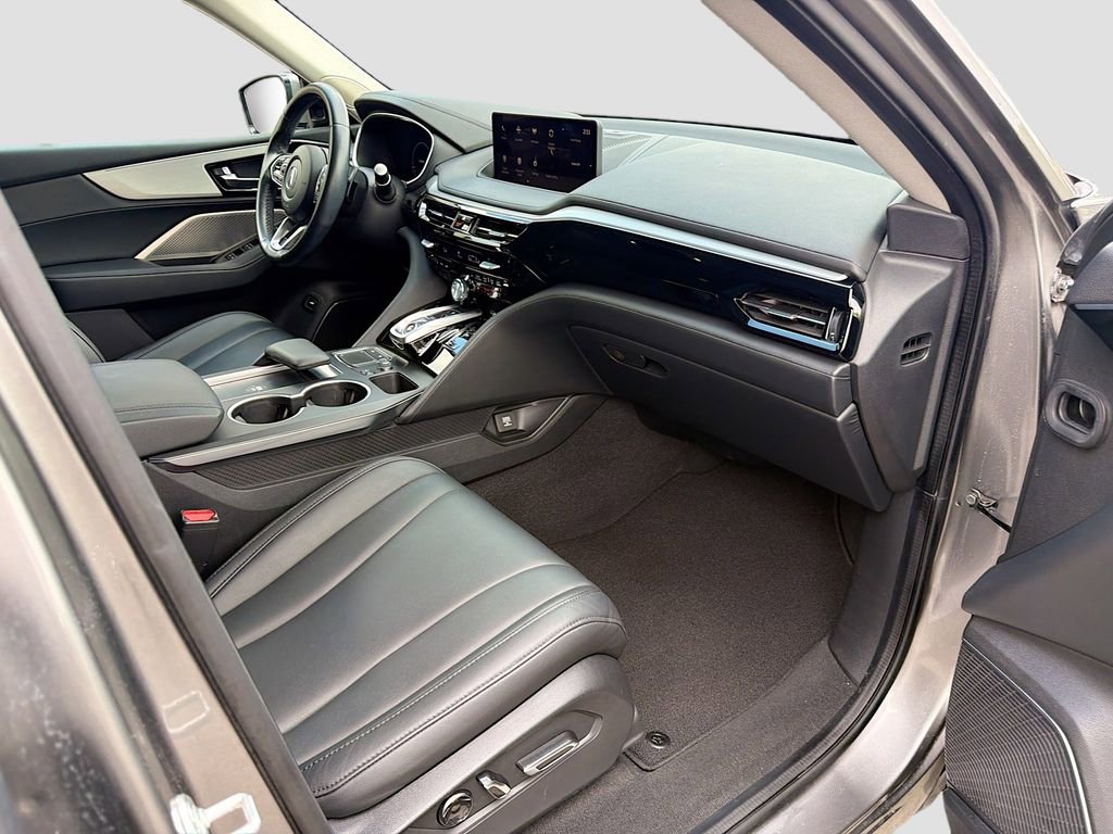 Used 2023 Acura MDX FWD image 14