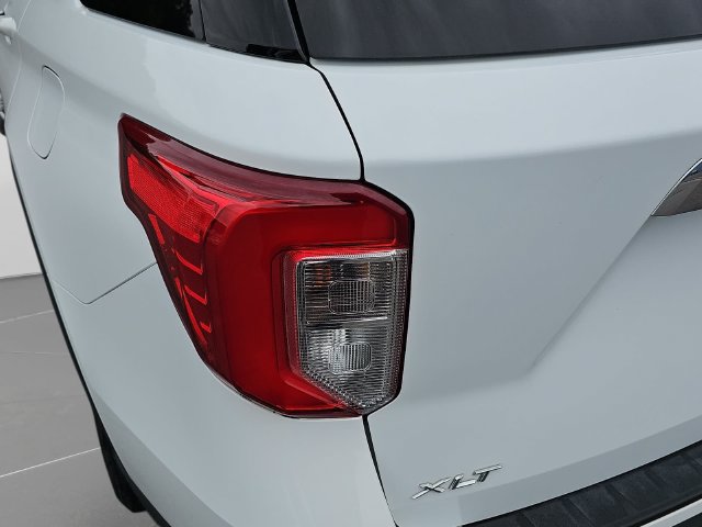 Used 2020 Ford Explorer XLT RWD image 37