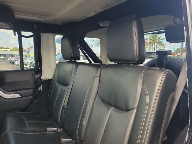 Used 2017 Jeep Wrangler Unlimited Sahara w/ Mopar Chrome Edition Group image 7