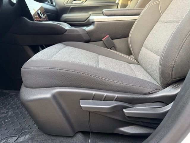 Used 2025 GMC Terrain Elevation AWD/4WD image 14