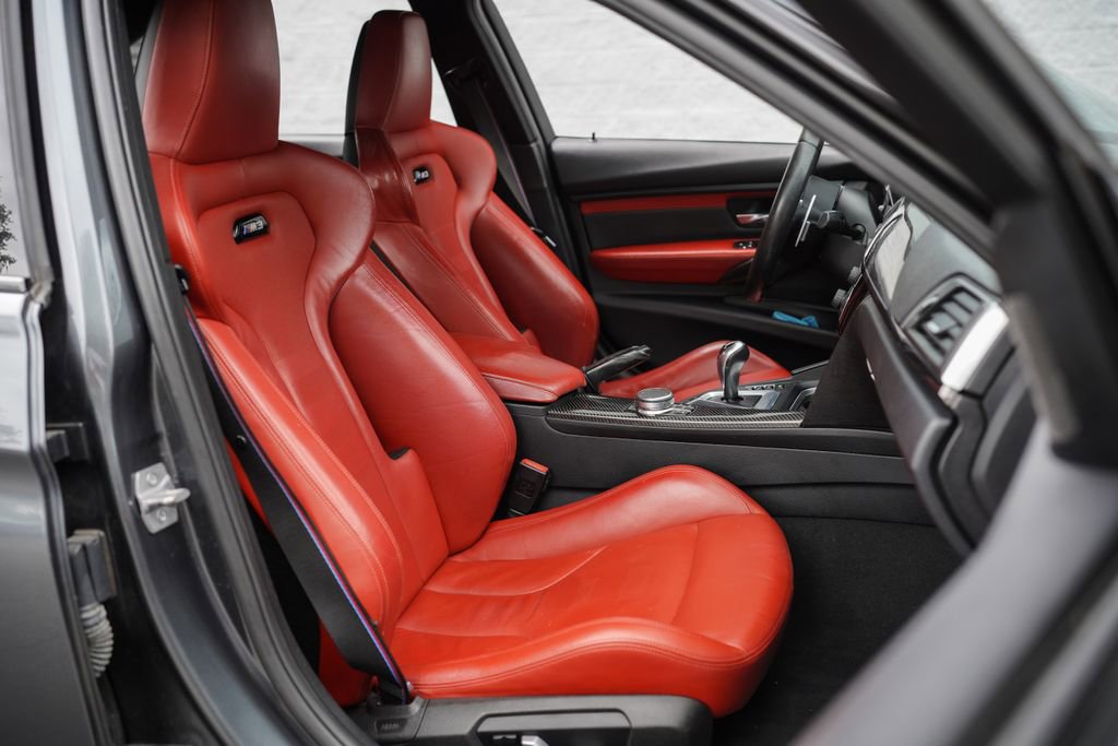 Used 2018 BMW M3 image 26