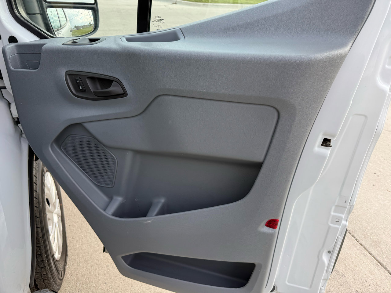 Used 2019 Ford Transit 250 130 Low Roof w/ Exterior Upgrade Package image 16