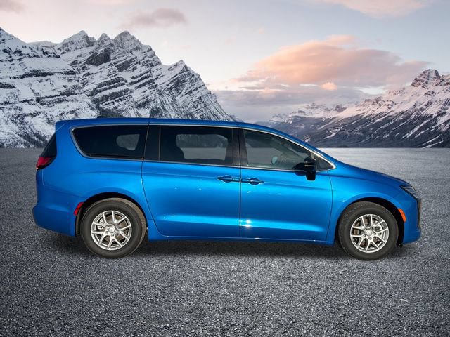 New 2027 Chrysler Pacifica Select FWD image 4