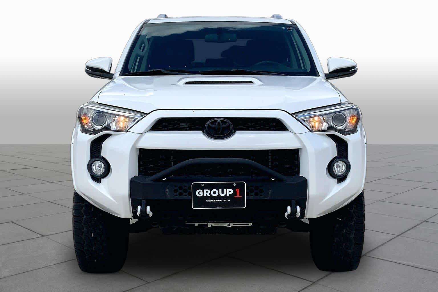 Used 2018 Toyota 4Runner SR5 Premium AWD/4WD image 4