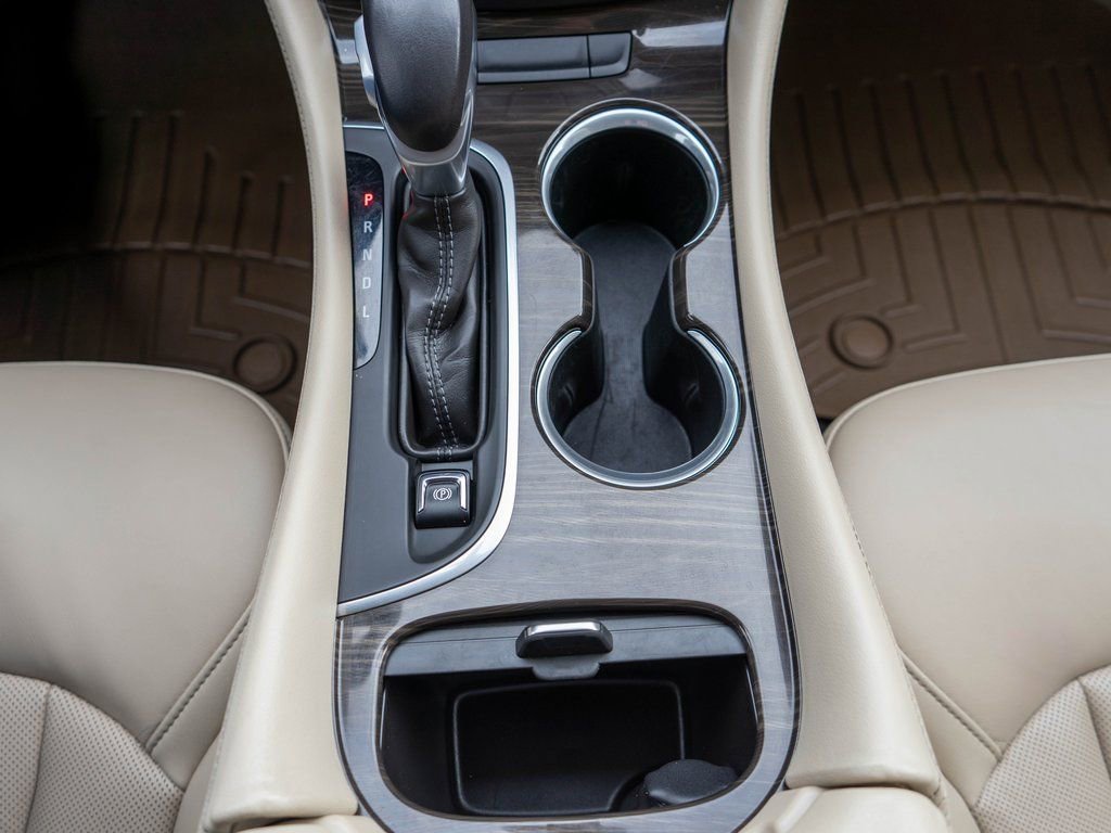 Used 2019 Buick Envision Essence w/ LPO, Active Package image 29