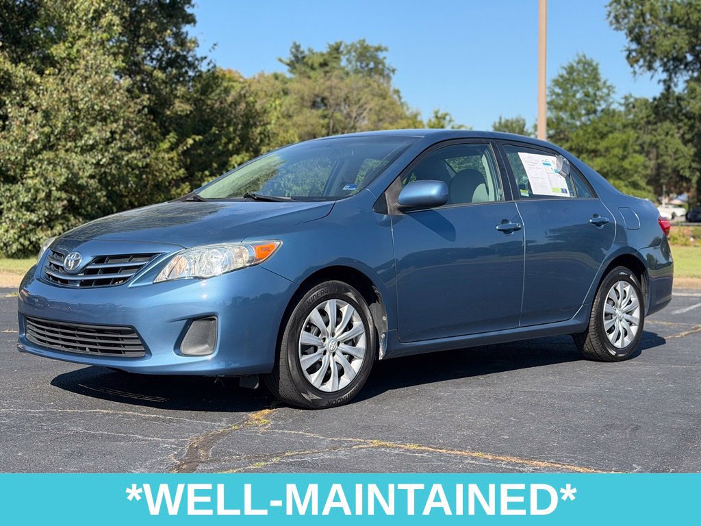 Used 2013 Toyota Corolla LE FWD image 3