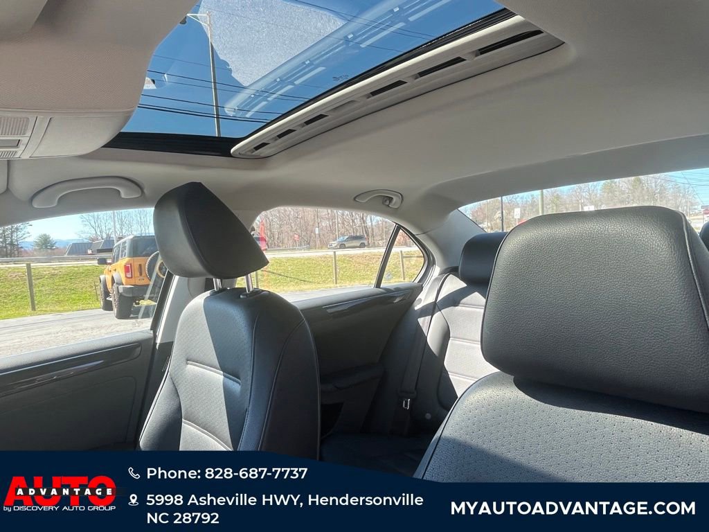 Used 2017 Volkswagen Jetta SEL image 8