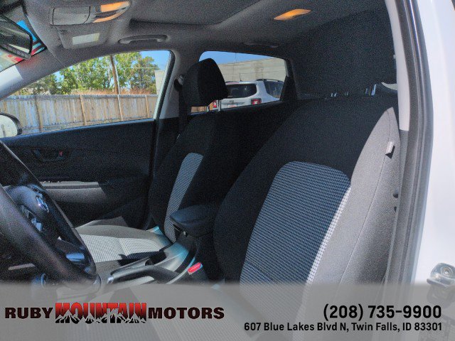 Used 2021 Hyundai Kona SEL Plus w/ Cargo Package AWD/4WD image 12