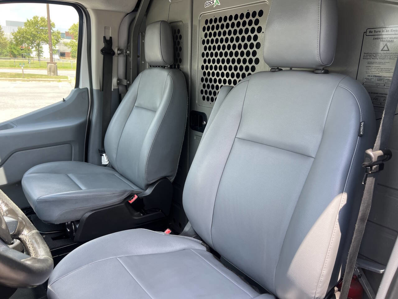 Used 2019 Ford Transit 250 130 Low Roof image 9