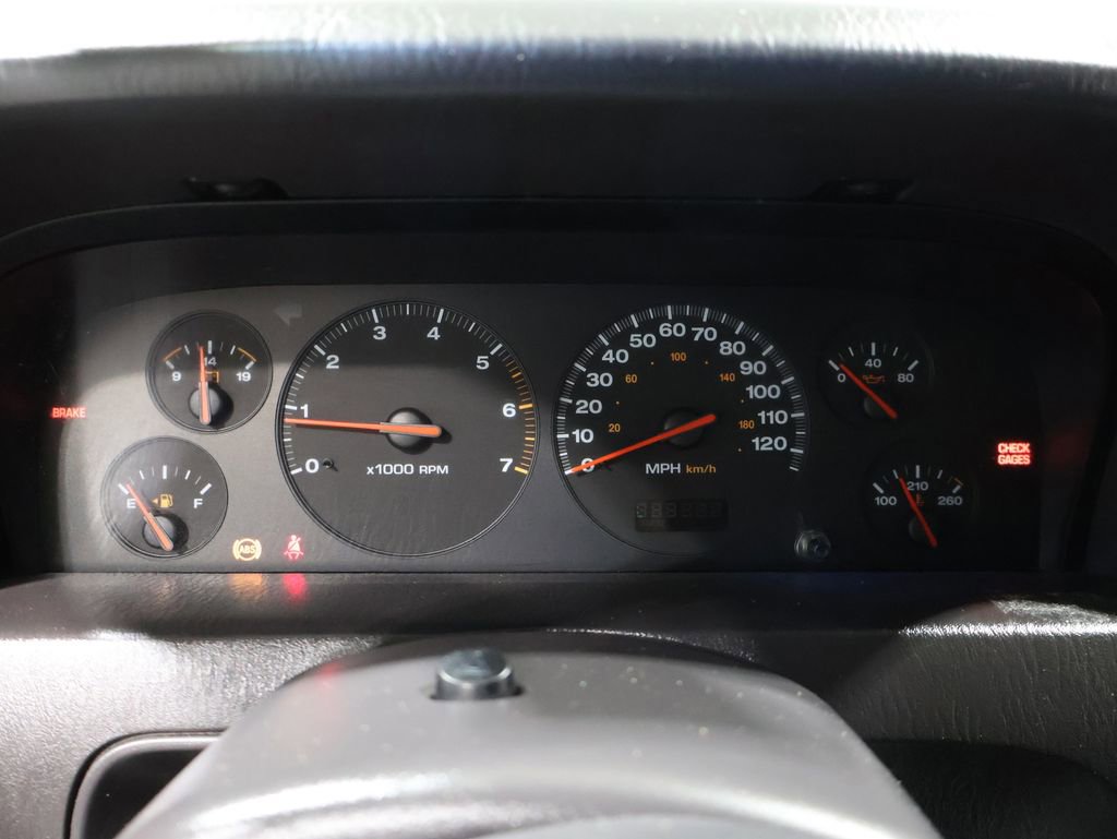 Used 2000 Jeep Grand Cherokee Laredo image 28