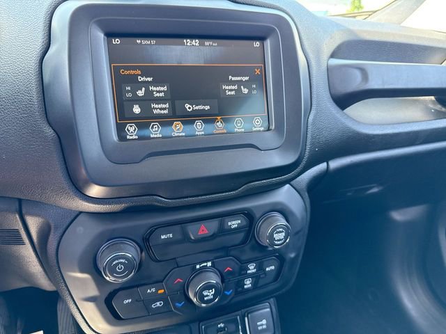 Used 2018 Jeep Renegade Altitude AWD/4WD image 19