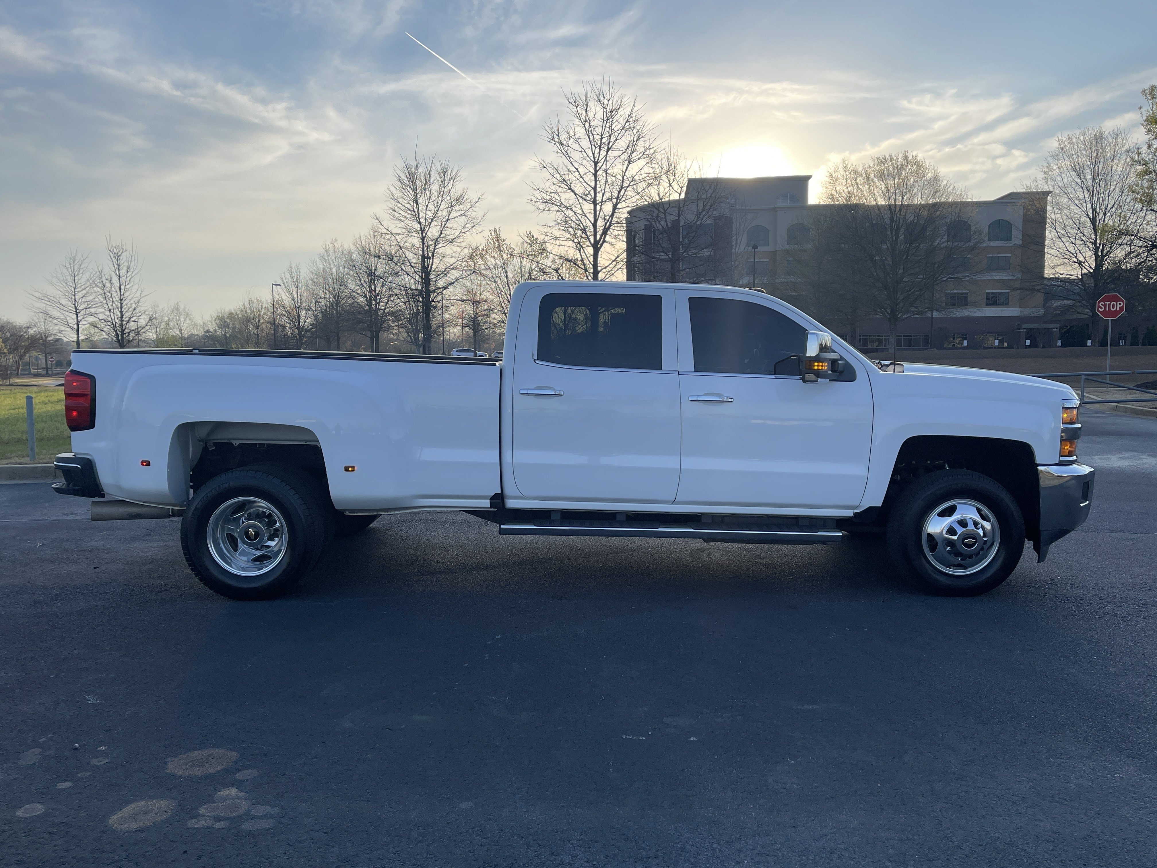 Used 2016 Chevrolet Silverado 3500 LTZ image 10