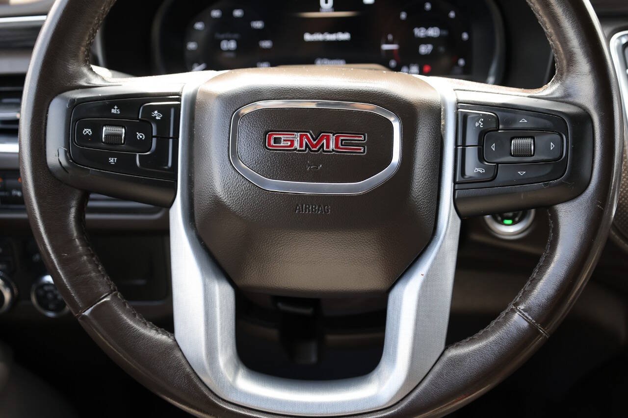 Used 2023 GMC Yukon SLT AWD/4WD image 19