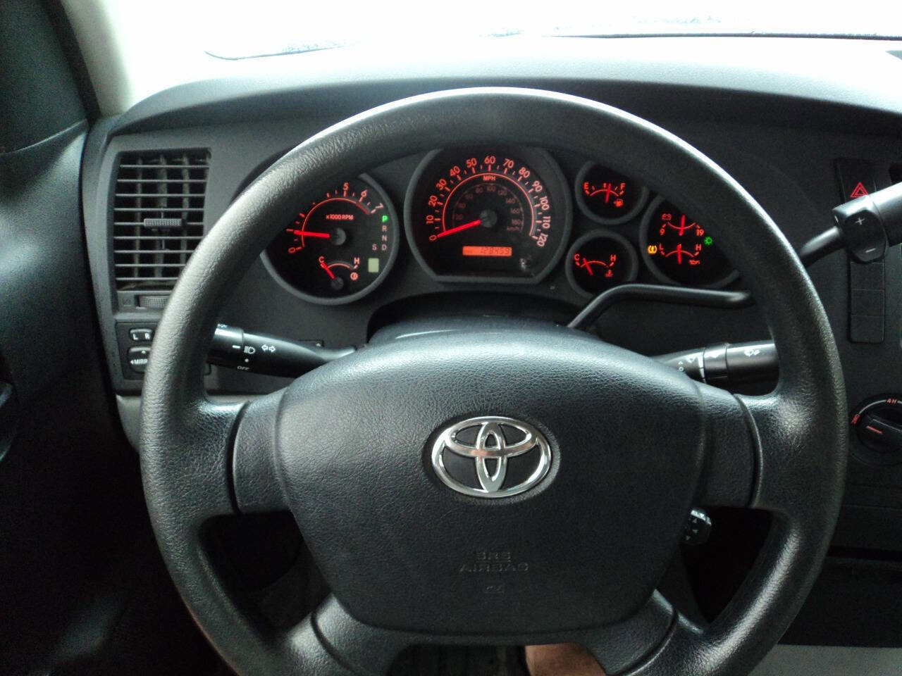 Used 2008 Toyota Tundra 4x4 Regular Cab image 9