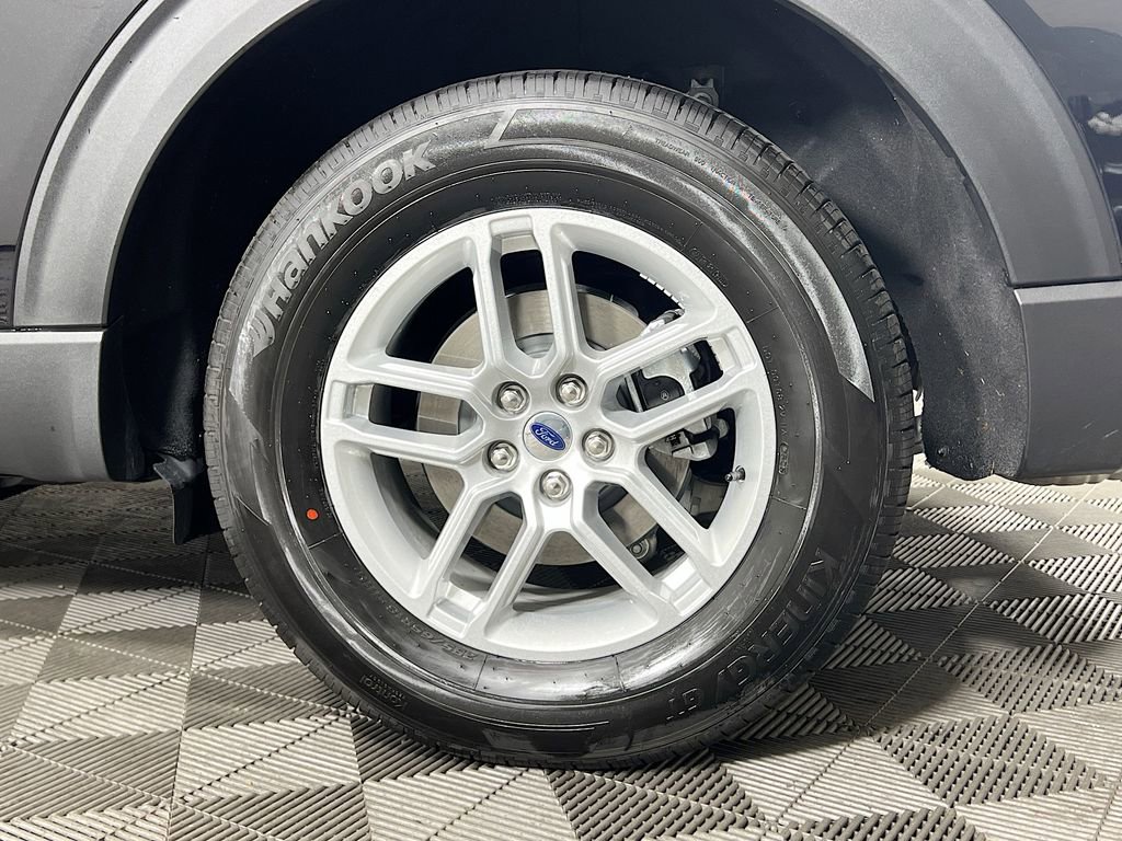Used 2025 Ford Explorer Active image 36