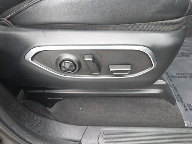 Used 2022 Jeep Wagoneer Series III w/ Premium Group I image 11