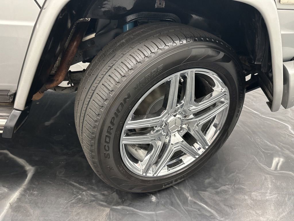 Used 2002 Mercedes-Benz G 500 image 12